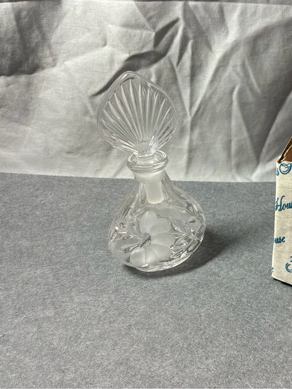 Princess House Clear Cut Crystal Vase - Clear - Picture 1 of 2
